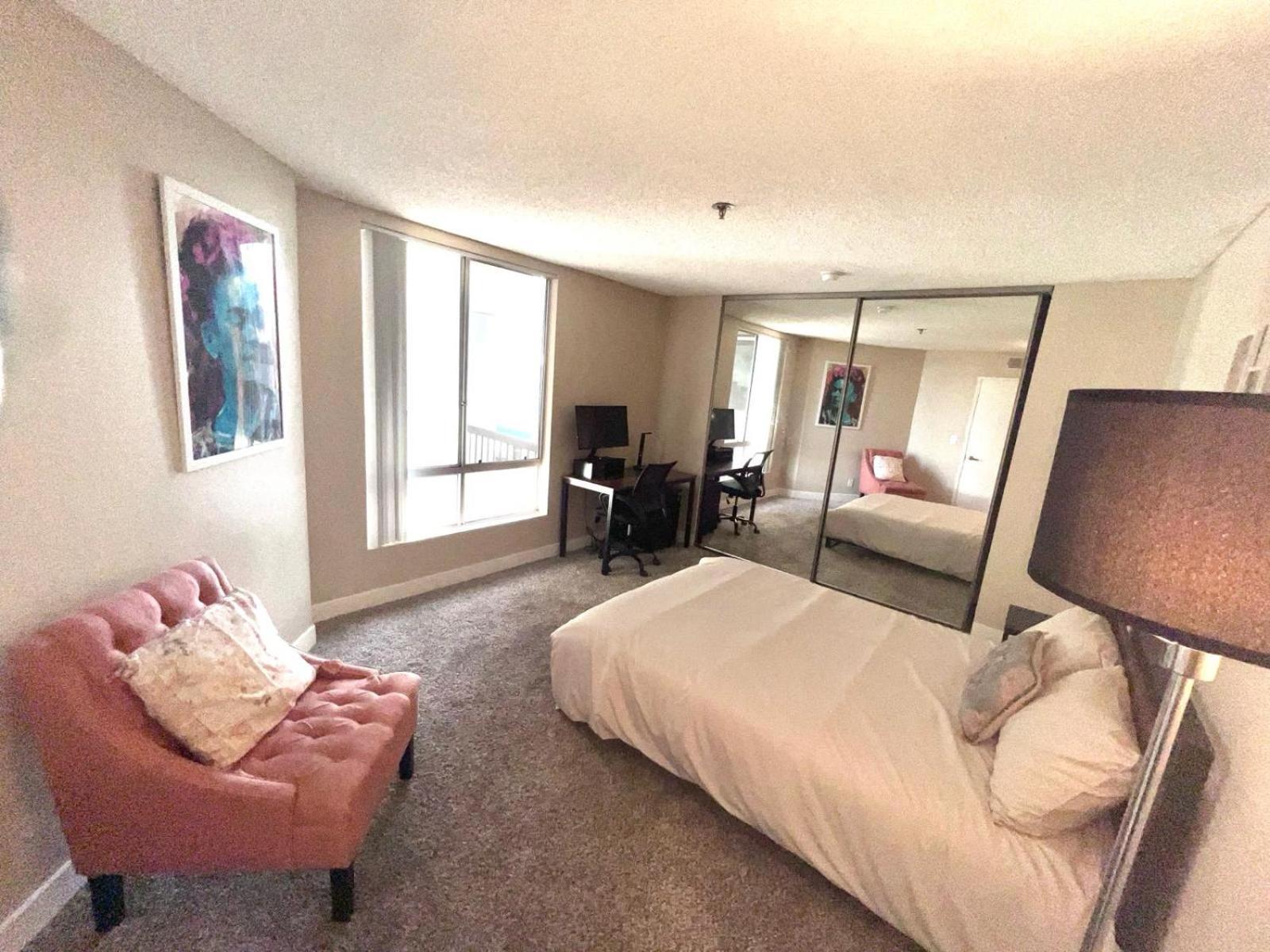 Hollywood Two Bedroom & Free Two Parking Spots Apartment 洛杉矶 外观 照片